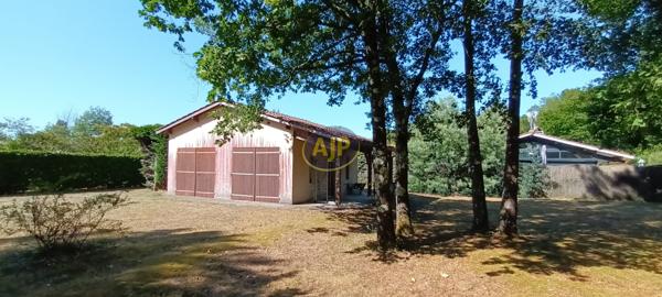 Vente maison Lesparre Medoc : 98 100 € - AJP Soulac Immobilier