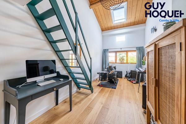 BOUSSY SAINT ANTOINE : maison de 4 chambres en vente