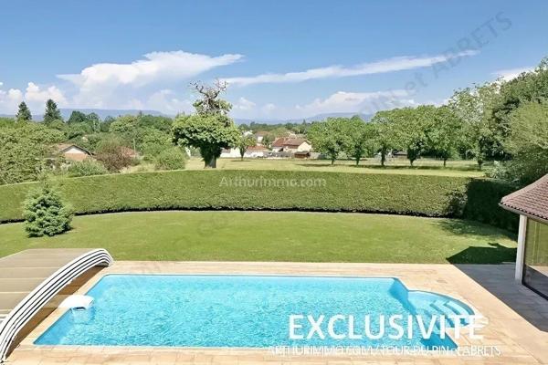 Vente                                                      Maison
                        
                     6 pièces                      289 m2                     à Bourgoin-Jallieu