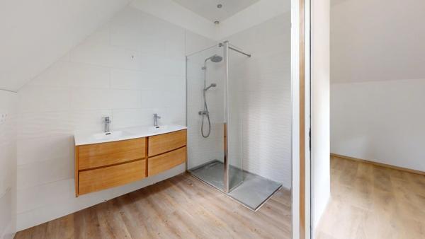 Vente Immeuble 13 pièces 256 m2 à Maintenon