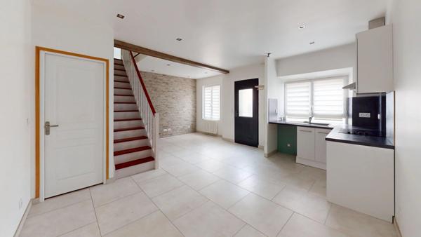 Vente Immeuble 13 pièces 256 m2 à Maintenon