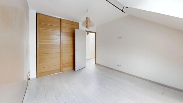 Vente Immeuble 13 pièces 256 m2 à Maintenon