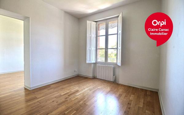 Appartement à louer    2 pièces •  Saint-Sulpice-la-Pointe