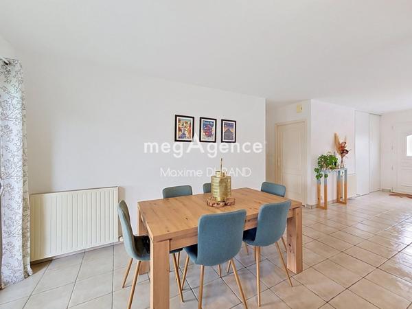 Maison à LA ROMAGNE, 49740 - 5 pièces 104m²