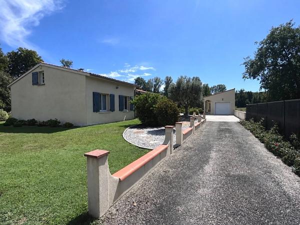 Maison 6 pièces avec piscine et parc paysager