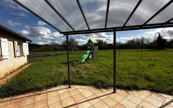 Maison à vendre    5 pièces •  Noé