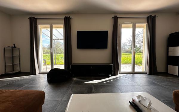 Maison à vendre    5 pièces •  Noé