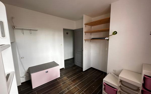 Maison à vendre    5 pièces •  Noé