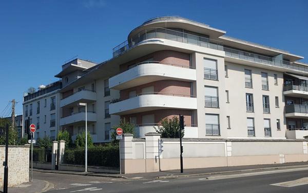 Appartement à vendre    2 pièces • 49 m2 Combs-la-Ville