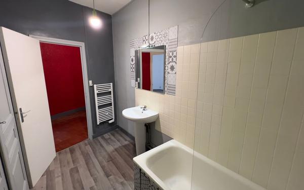 Appartement à vendre    2 pièces • 52,87 m2 Lyon 5