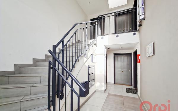 Appartement à vendre    2 pièces • 29,40 m2 Aubervilliers