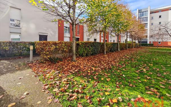 Appartement à vendre    2 pièces • 29,40 m2 Aubervilliers