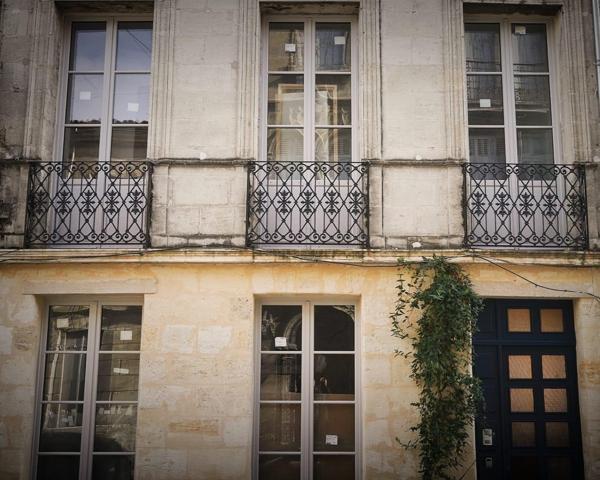 Studio privatif – Coliving de charme – Tout inclus – 770 €/mois Centre Bordeaux | Quartier St Genès | Disponible le 22 juin 2026