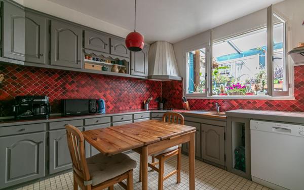 Maison à vendre    5 pièces •  Chennevières-sur-Marne