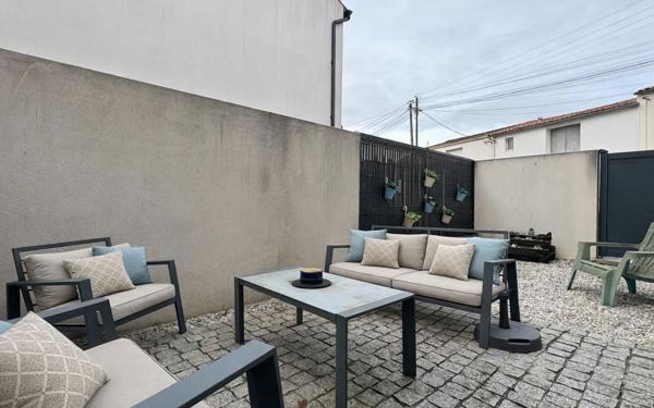 Maison à vendre    3 pièces • 53 m2 Aytré
