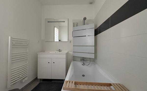 Maison à vendre    3 pièces • 53 m2 Aytré