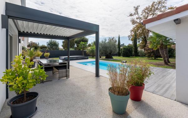 Maison à vendre    5 pièces •  Saint-Pierre-du-Mont