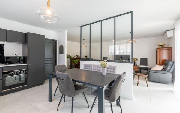 Maison à vendre    5 pièces •  Saint-Pierre-du-Mont