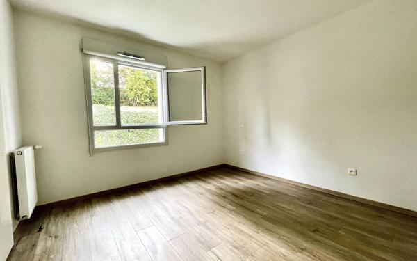 Appartement à vendre    2 pièces • 43,31 m2 Saint-Orens-de-Gameville