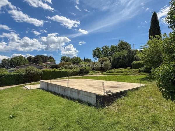 Vente Terrain 1231 m2 à Flayosc