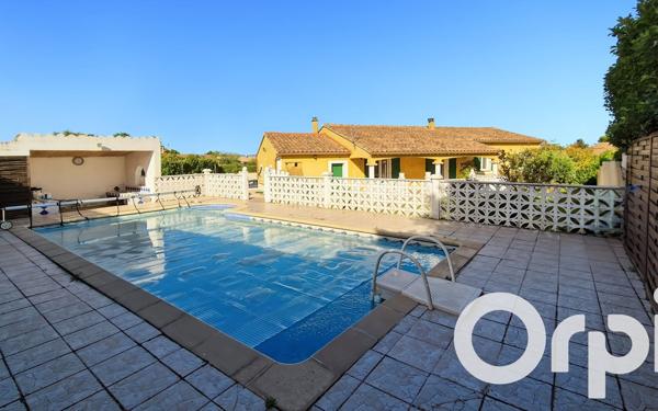 Maison à vendre    5 pièces •  Pont-Saint-Esprit