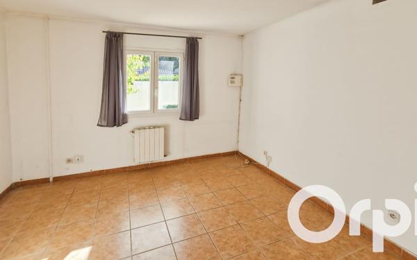 Maison à vendre    5 pièces •  Pont-Saint-Esprit