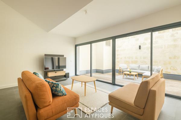 Appartement rénové avec grande terrasse aux Chartrons