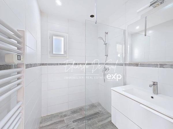 Maison plain-pied familiale de 161 m² – 4 chambres dont suite parentale – piscine, double garage