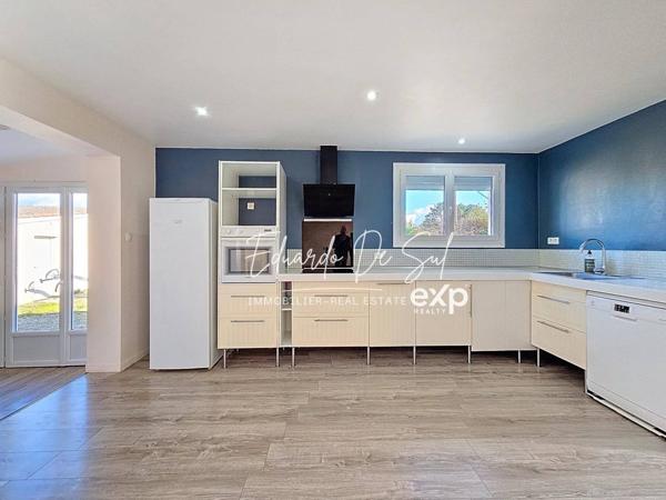 Maison plain-pied familiale de 161 m² – 4 chambres dont suite parentale – piscine, double garage