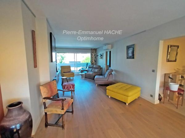 SUR LA COMMUNE DE SAINT GERMAIN EN LAYE DANS LE QUARTIER DE FOURQUEUX