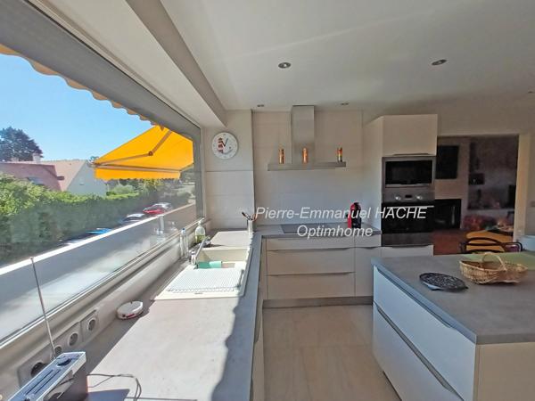 SUR LA COMMUNE DE SAINT GERMAIN EN LAYE DANS LE QUARTIER DE FOURQUEUX