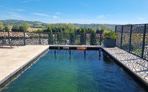 Maison à vendre    6 pièces •  Savas-Mépin