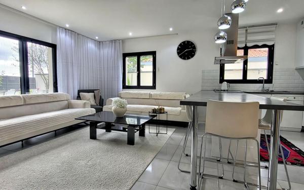 Maison à vendre    5 pièces • 116 m2 Corbas