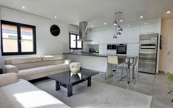 Maison à vendre    5 pièces • 116 m2 Corbas