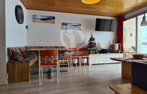 À Saint-François-Longchamp, appartement dernier étage