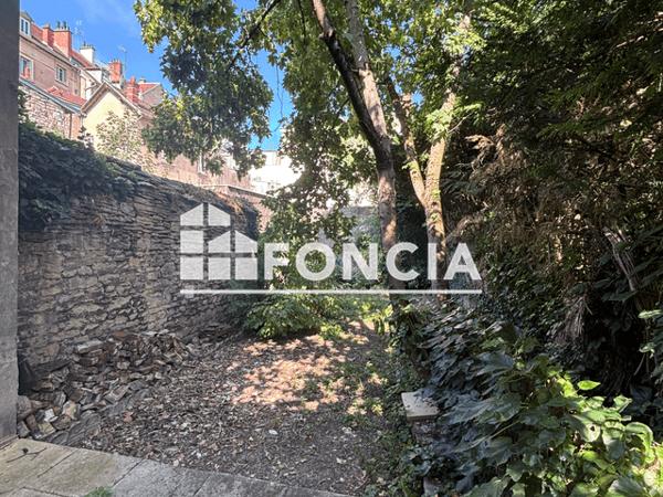 Location Studio 28.98 m² - 54 RUE DES GODRANS Dijon 21000