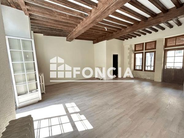 Location Appartement 4 pièces 86.9 m² - CAGE A Laon 02000