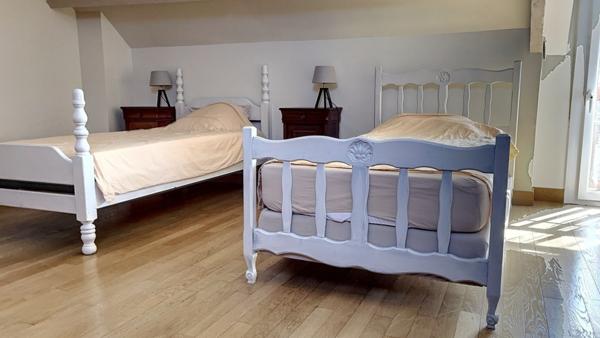 CHARTRES AGGLO - Accès Centre et Gare rapide Magnifique Longère rénovée avec goût de 184m² sol sur 700m² de terrain