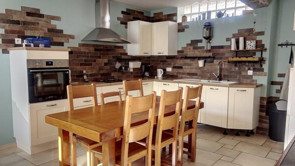 CHARTRES AGGLO - Accès Centre et Gare rapide Magnifique Longère rénovée avec goût de 184m² sol sur 700m² de terrain