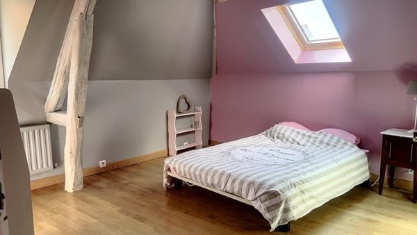 CHARTRES AGGLO - Accès Centre et Gare rapide Magnifique Longère rénovée avec goût de 184m² sol sur 700m² de terrain