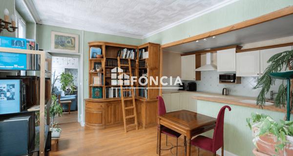 À vendre Appartement 3 pièces 61.64 m² - Versailles 78000