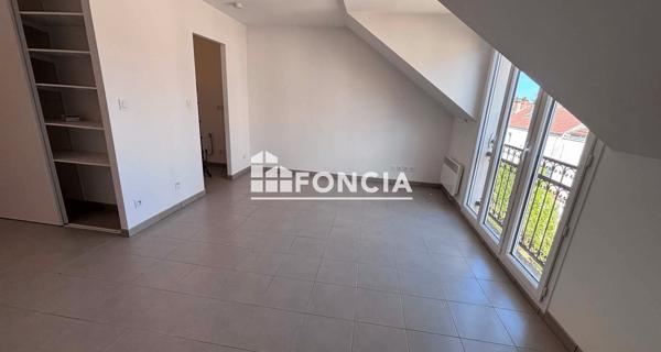 Location Appartement 2 pièces 42.9 m² - Ecquevilly 78920