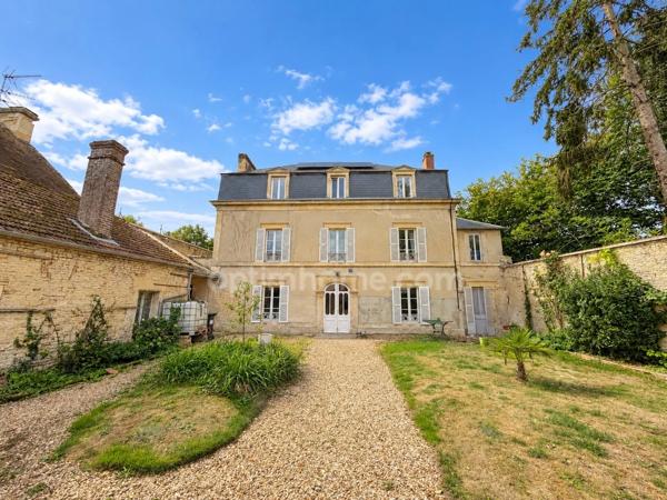 ÉLÉGANTE MAISON DE MAITRE AVEC TOIT MANSART, PARC ARBORÉ, VERGER ET DÉPENDANCES – PROCHE MÉZIDON-VALLÉE-D'AUGE