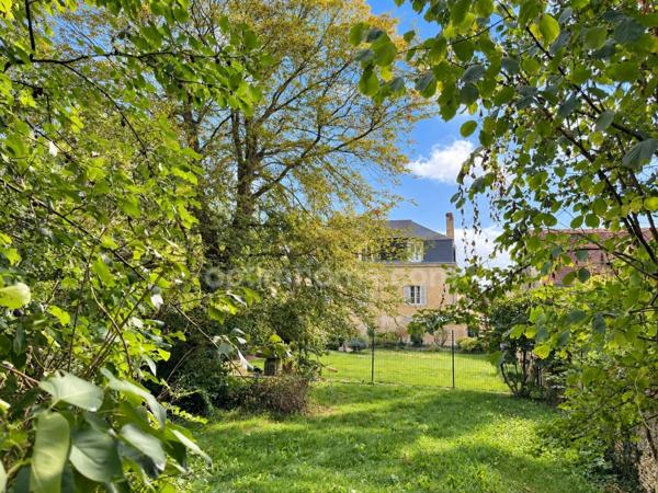 ÉLÉGANTE MAISON DE MAITRE AVEC TOIT MANSART, PARC ARBORÉ, VERGER ET DÉPENDANCES – PROCHE MÉZIDON-VALLÉE-D'AUGE