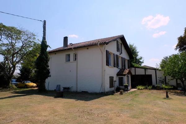Maison bord de Lot avec appartement- ideale pour le location