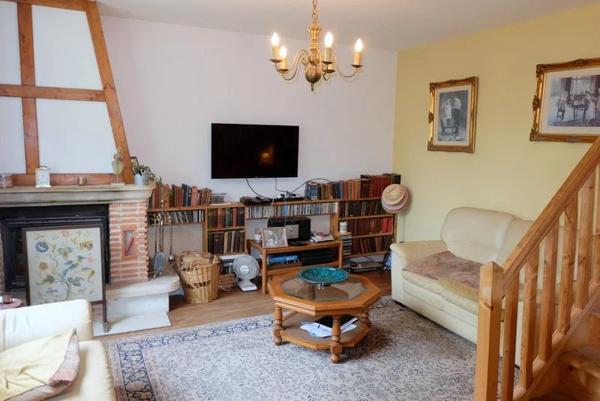 Maison bord de Lot avec appartement- ideale pour le location