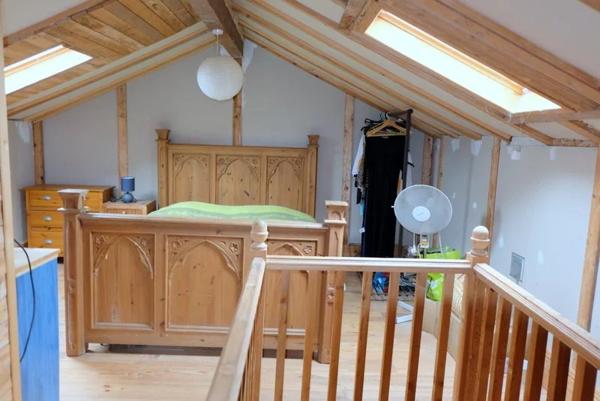 Maison bord de Lot avec appartement- ideale pour le location