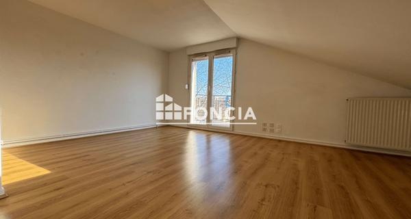 À vendre Studio 30.83 m² - ÉVry-courcouronnes 91000