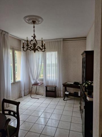 Toulouse Guilhemery maison de 72 m2 avec jardinet ;fort potentiel