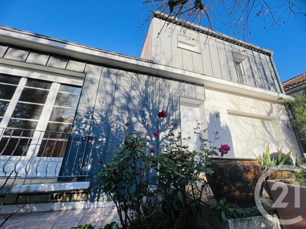 Maison à vendre  10 pièces - 270,60 m2 FOURAS - 17